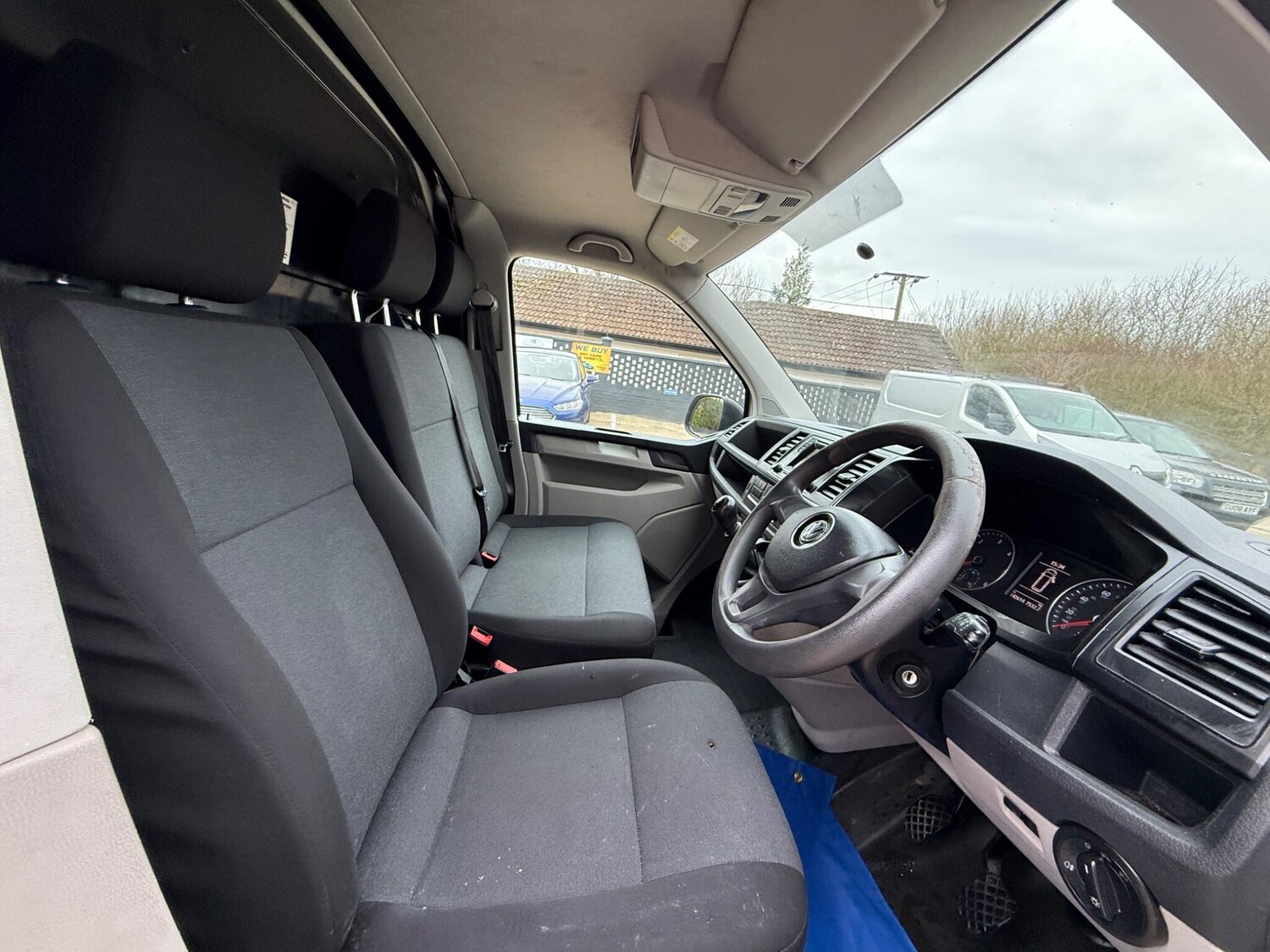 Used Volkswagen Transporter 2018 for sale - 77629457: Photo 14