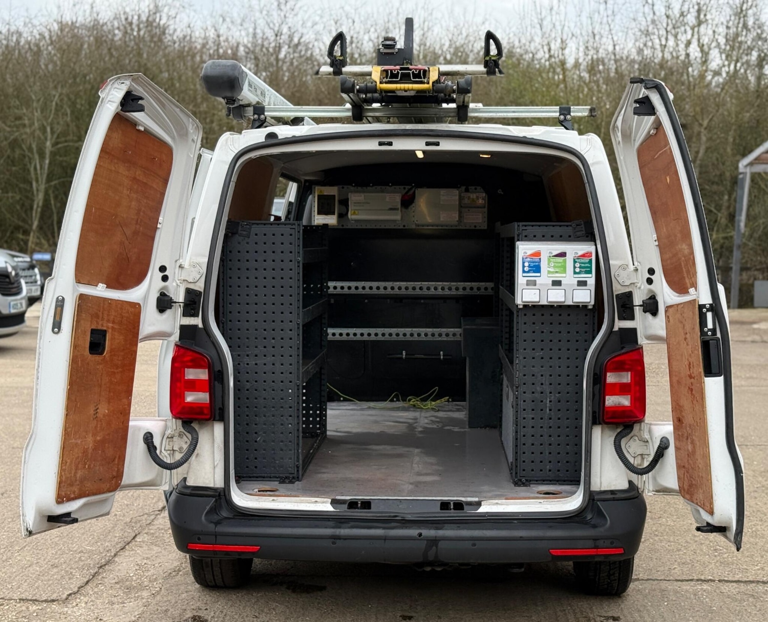 Used Volkswagen Transporter 2018 for sale - 77629457: Photo 18