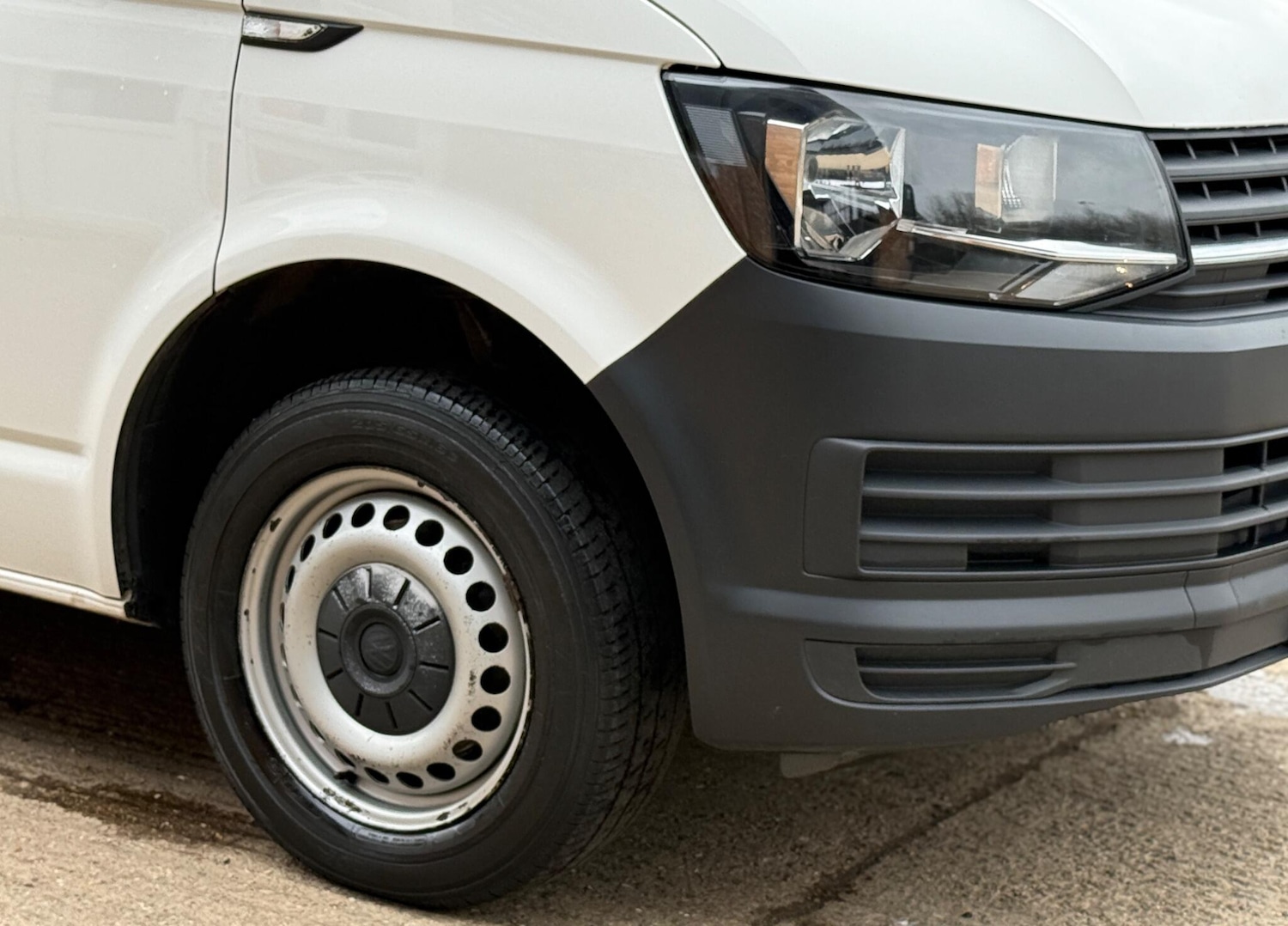 Used Volkswagen Transporter 2018 for sale - 77629457: Photo 22