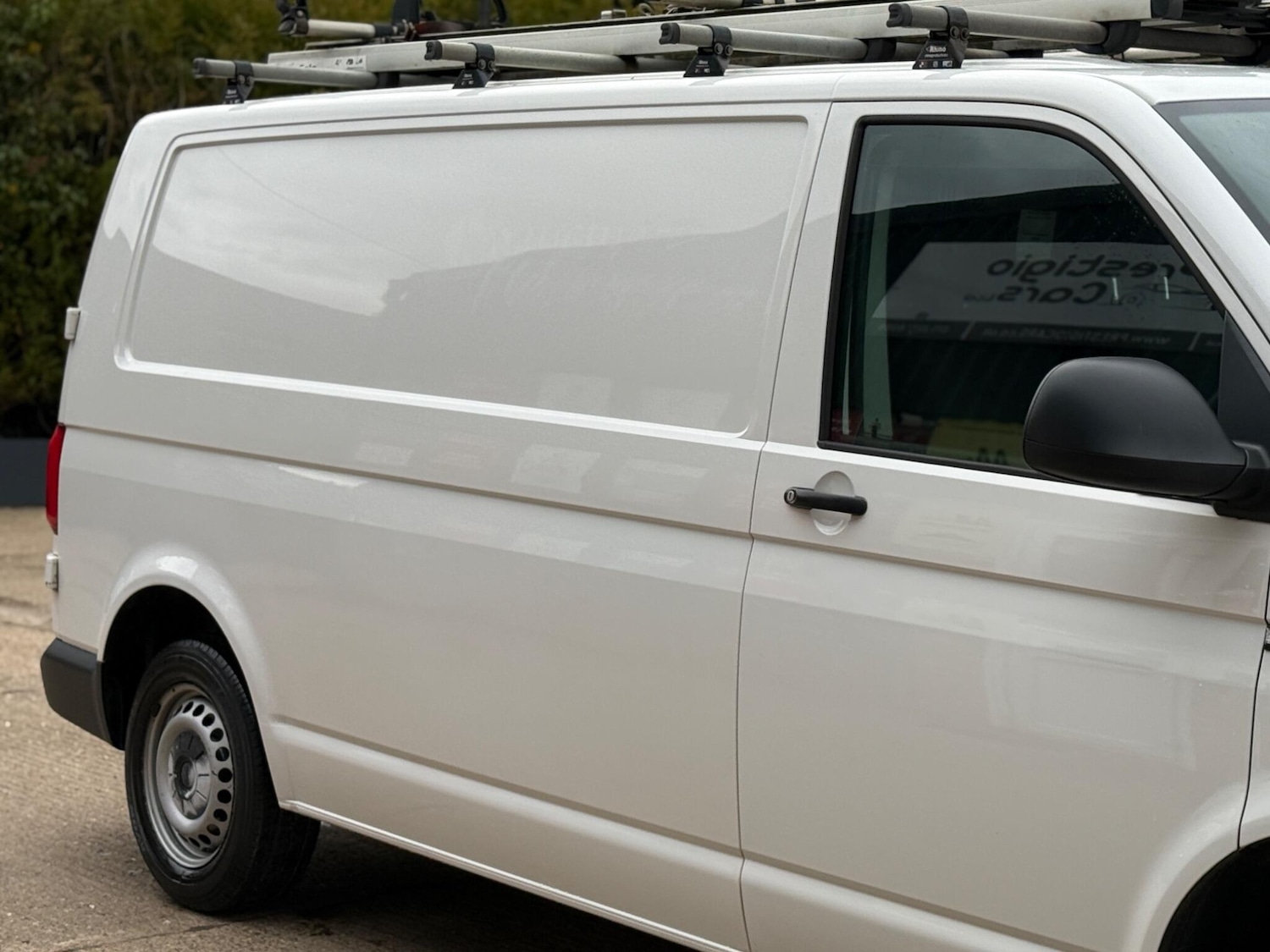 Used Volkswagen Transporter 2018 for sale - 77629457: Photo 23