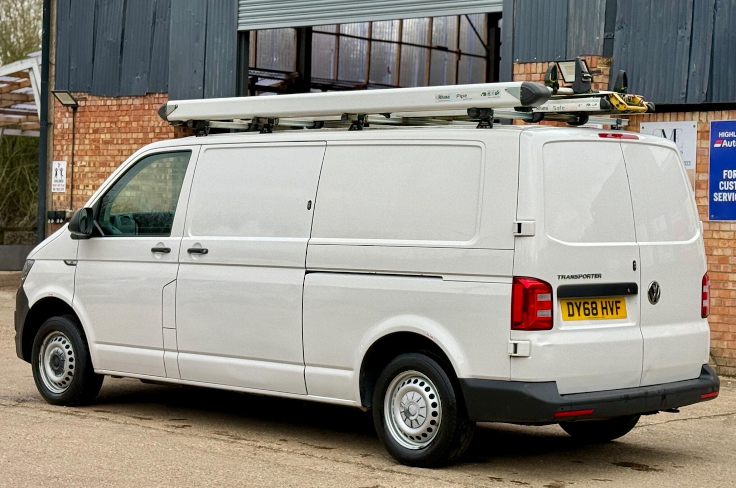 Used Volkswagen Transporter 2018 for sale - 77629457: Photo 9