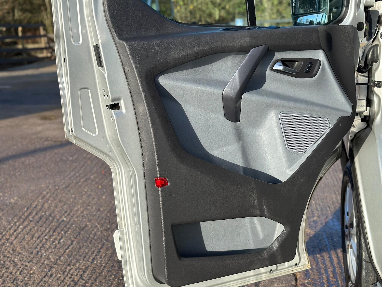 Used Ford Transit Custom 2017 for sale - 76565584: Photo 37