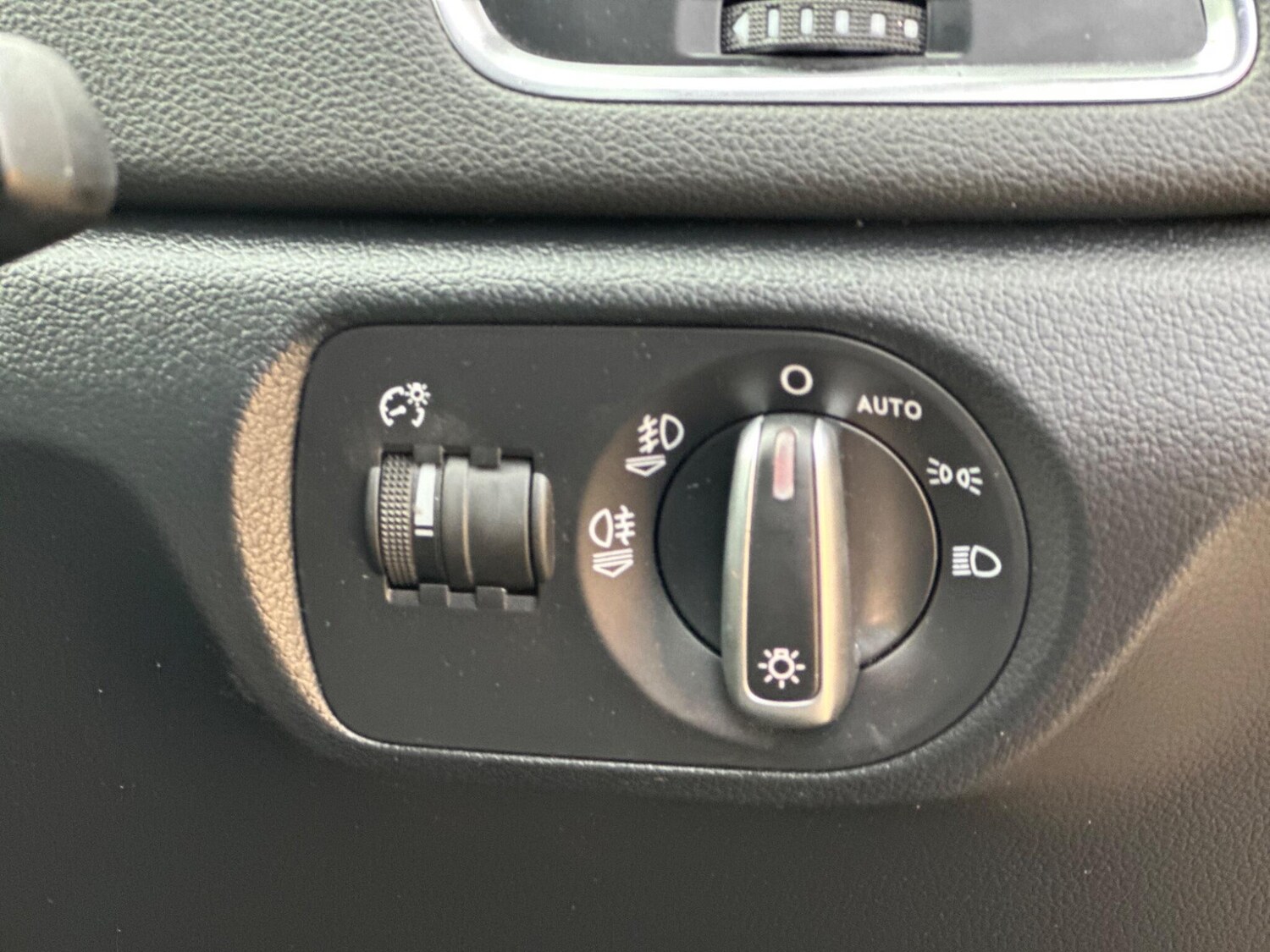 Used Audi Q3 2013 for sale - 75766578: Photo 54