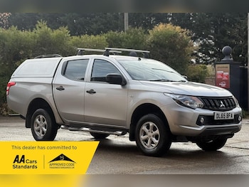 Used Mitsubishi L200 2015 for sale - 76449854: Photo