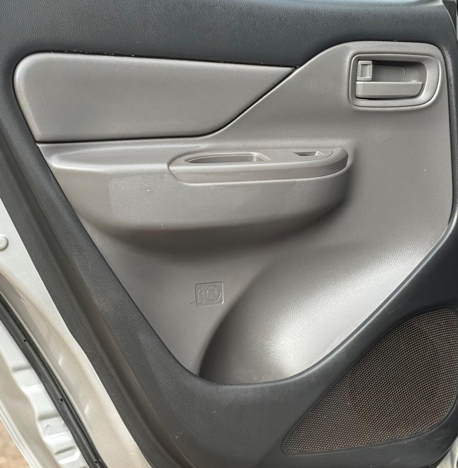 Used Mitsubishi L200 2015 for sale - 76449854: Photo 20