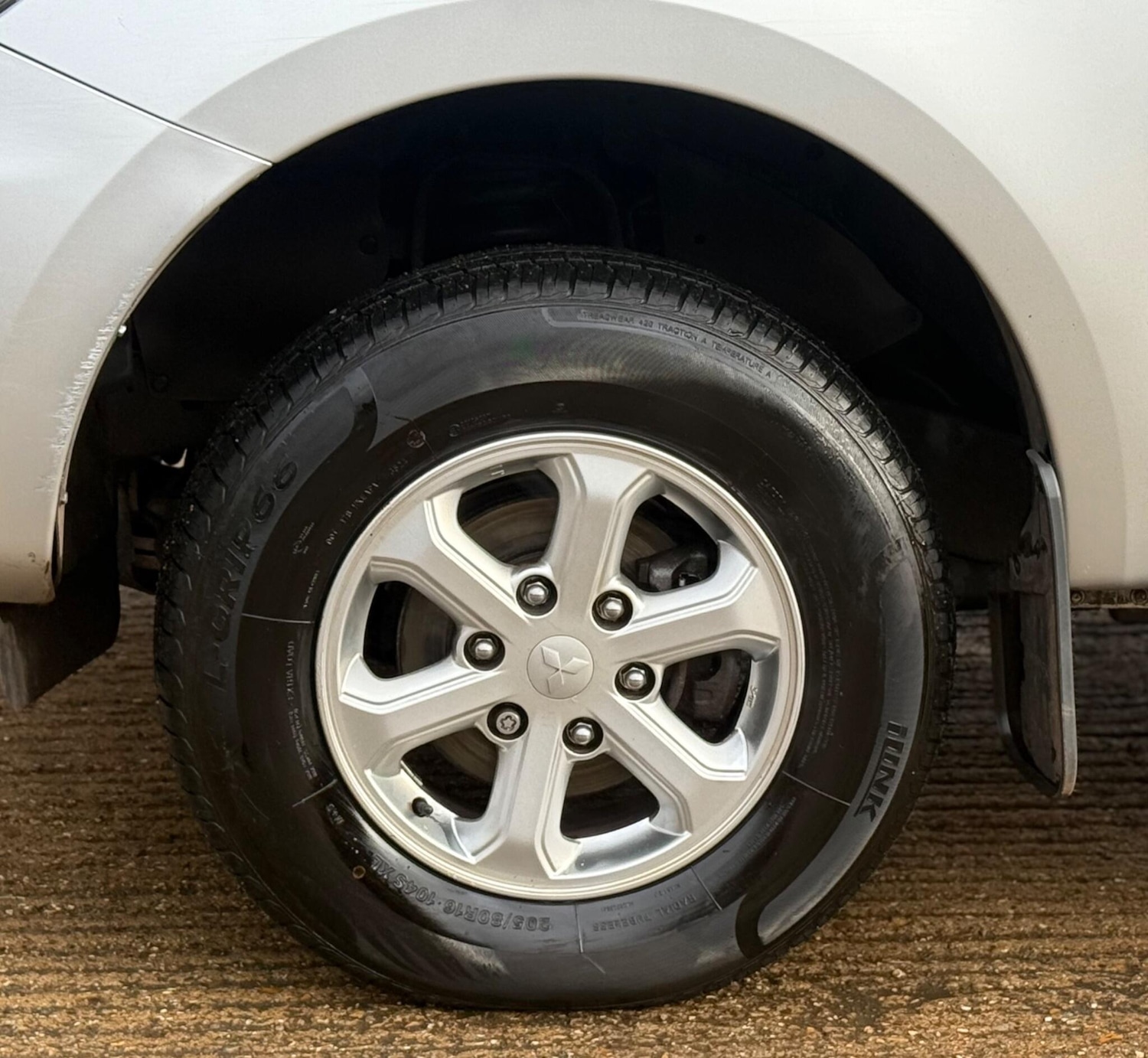 Used Mitsubishi L200 2015 for sale - 76449854: Photo 27