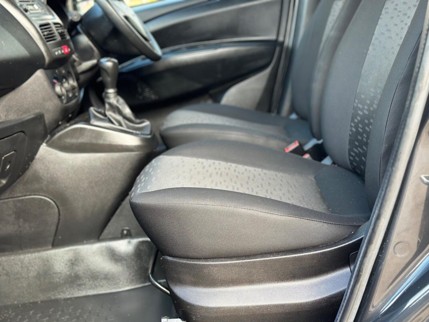 Used Vauxhall Combo 2018 for sale - 77650449: Photo 35