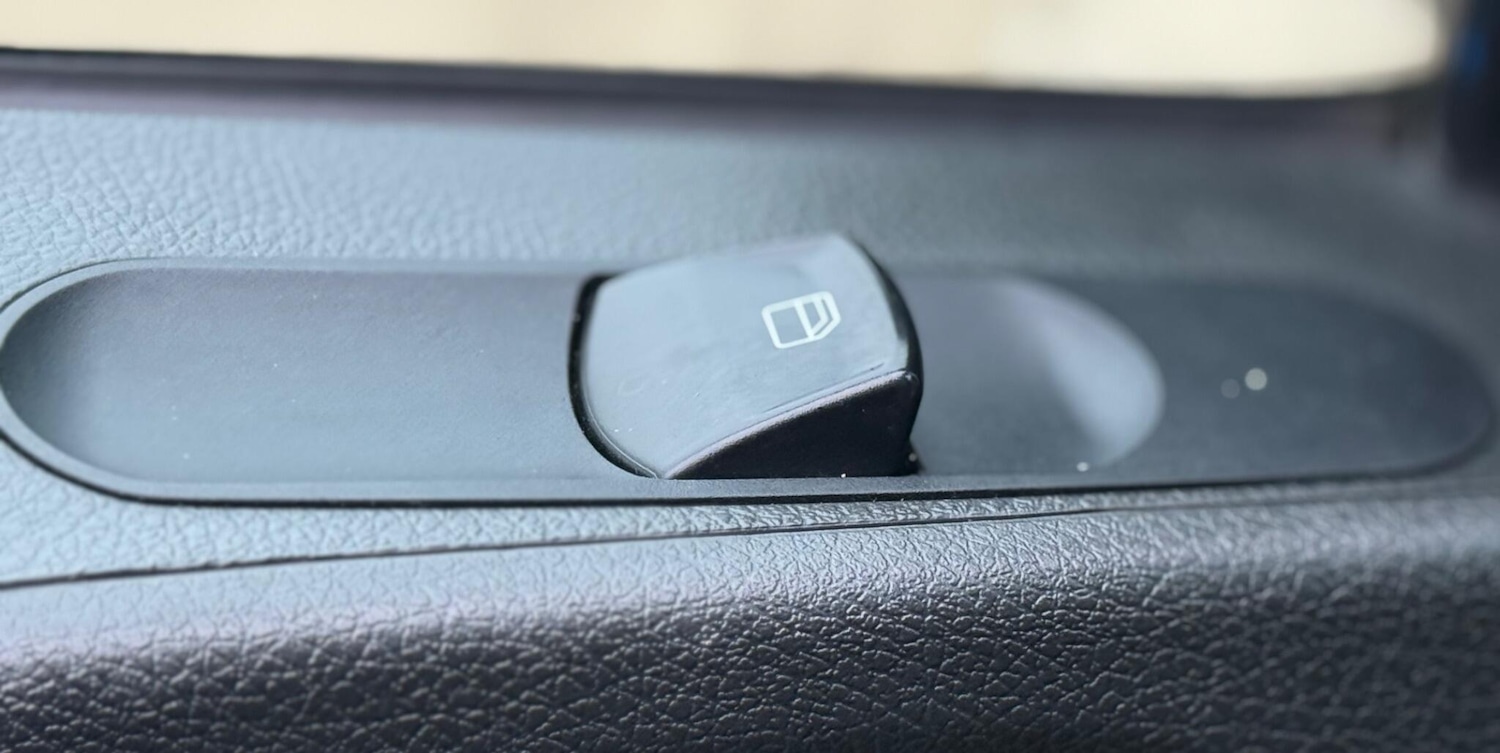 Used Mercedes-Benz Vito 2011 for sale - 77056258: Photo 36