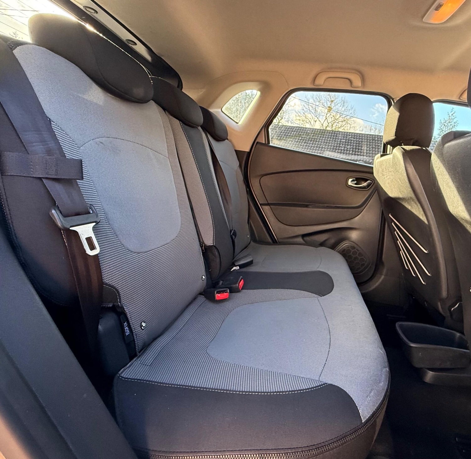 Used Renault Captur 2016 for sale - 76663115: Photo 24