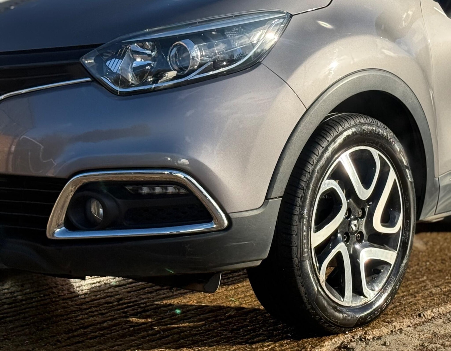 Used Renault Captur 2016 for sale - 76663115: Photo 30