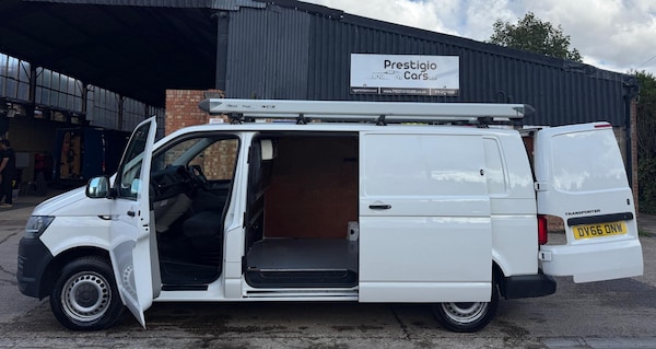 Used Volkswagen Transporter 2017 for sale - 76178999: Photo 16