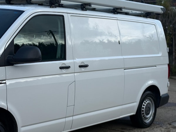 Used Volkswagen Transporter 2017 for sale - 76178999: Photo 25