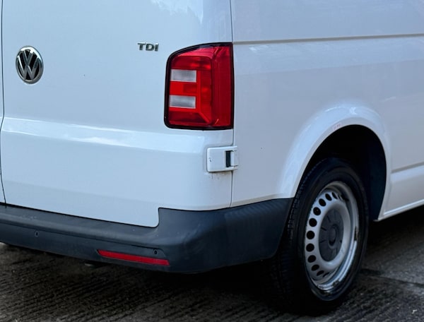Used Volkswagen Transporter 2017 for sale - 76178999: Photo 30