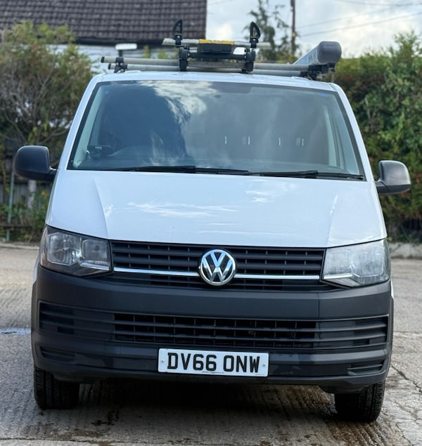 Used Volkswagen Transporter 2017 for sale - 76178999: Photo 3