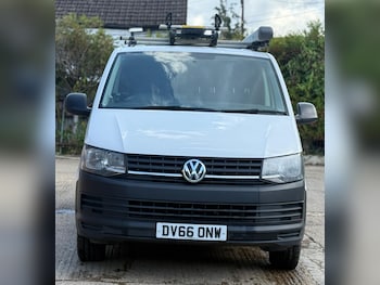 Used Volkswagen Transporter 2017 for sale - 76178999: Photo 3
