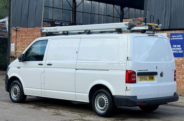 Used Volkswagen Transporter 2017 for sale - 76178999: Photo 9