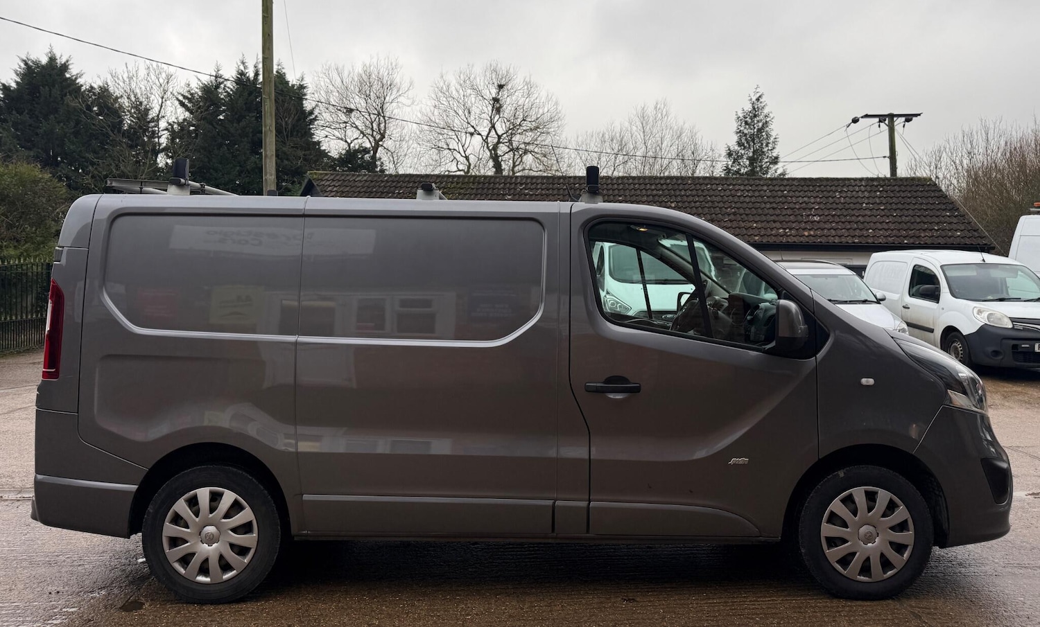 Used Vauxhall Vivaro 2017 for sale - 77249444: Photo 7