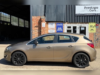 Used Vauxhall Astra 2014 for sale - 78353902: Photo