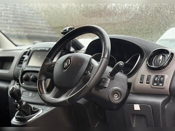 Used Renault Trafic 2019 for sale - 77297233: Photo