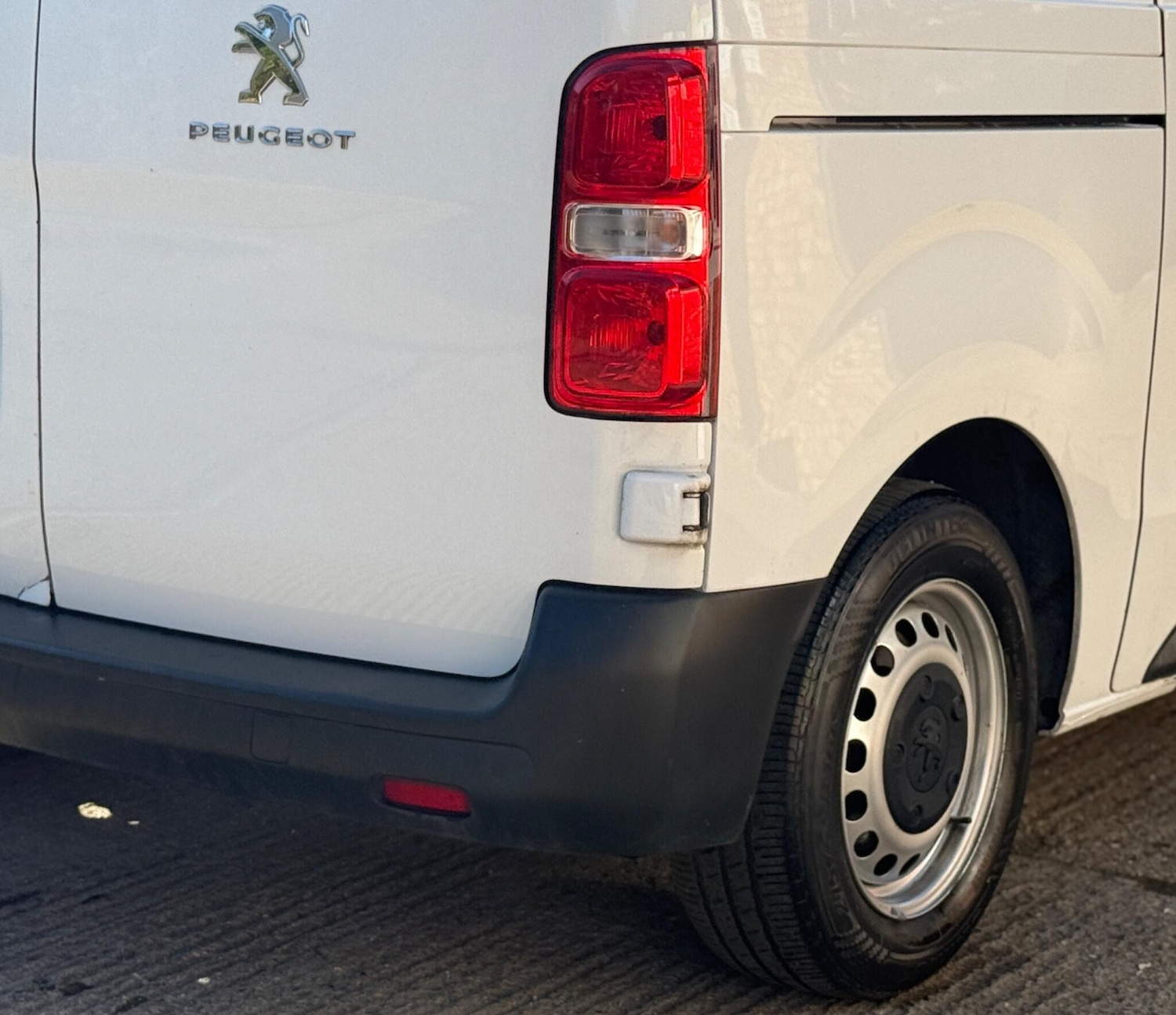 Used Peugeot Expert 2021 for sale - 76070052: Photo 22