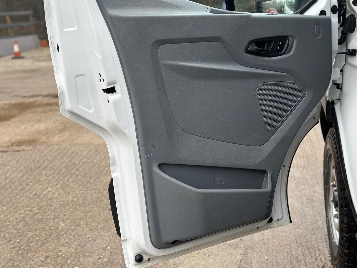 Used Ford Transit 2018 for sale - 76588767: Photo 38