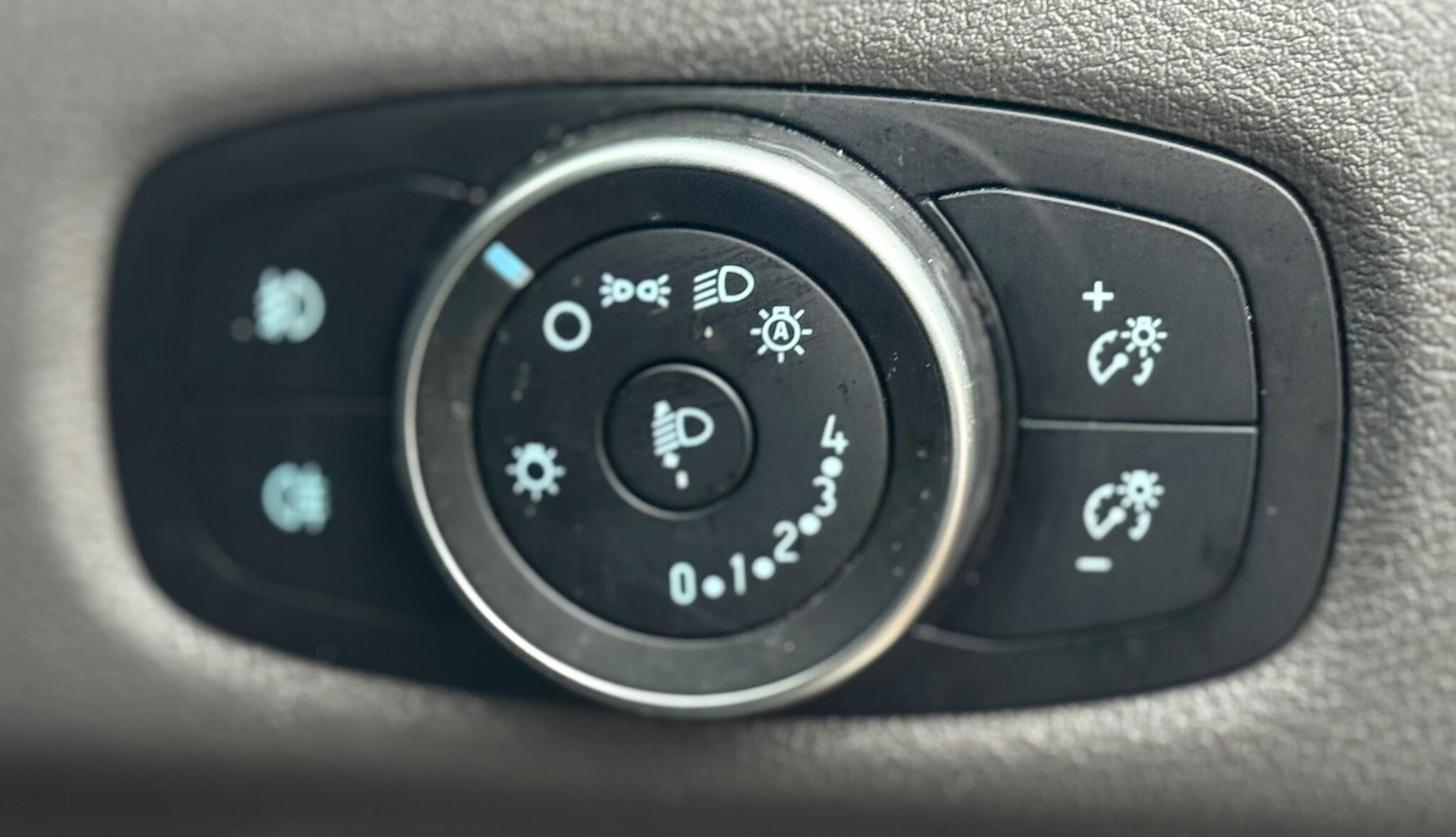 Used Ford Transit Custom 2018 for sale - 77533688: Photo 41