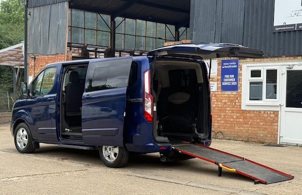 Used Ford Tourneo Custom 2018 for sale - 75453948: Photo 15