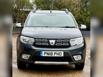 Used Dacia Sandero Stepway 2018 for sale - 78300171: Photo