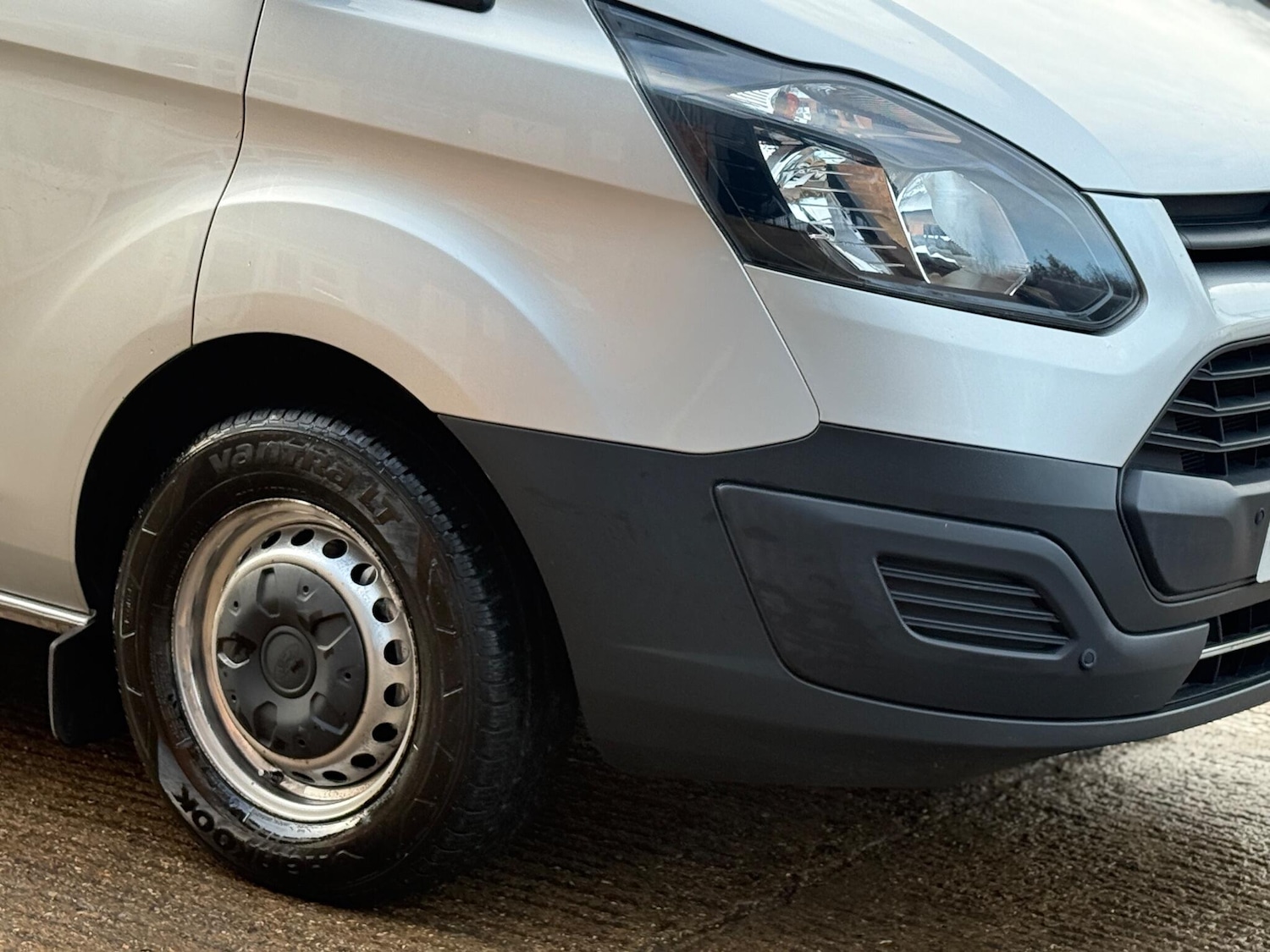 Used Ford Transit Custom 2018 for sale - 76724079: Photo 20