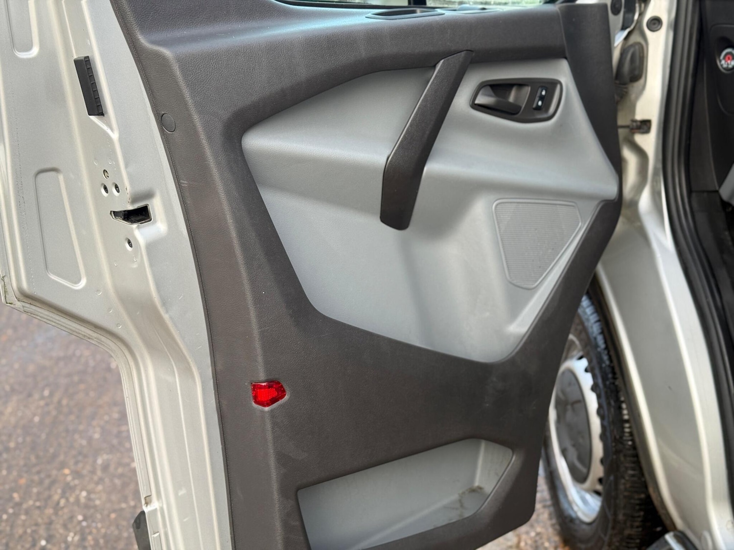 Used Ford Transit Custom 2018 for sale - 76724079: Photo 39