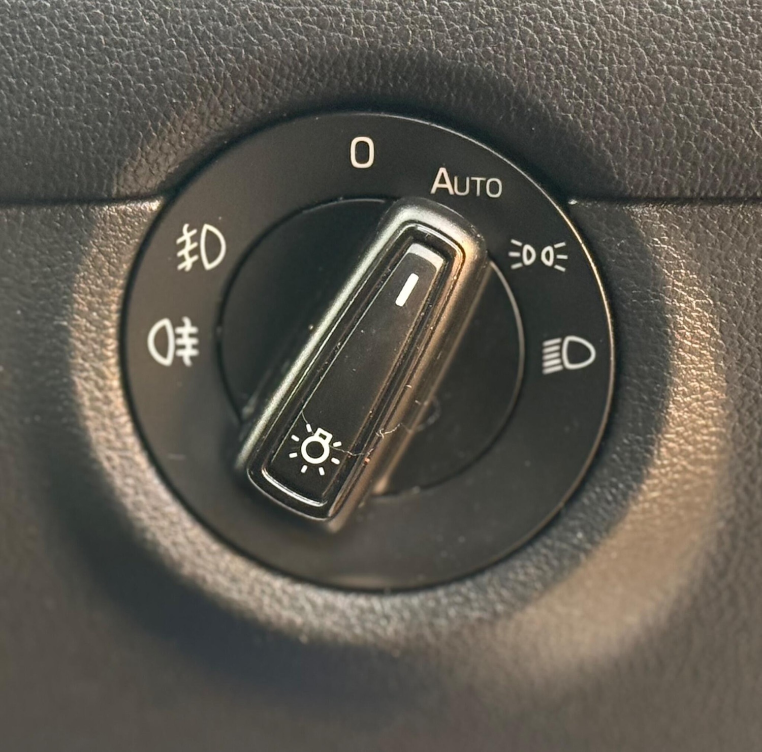 Used Skoda Octavia 2014 for sale - 76495779: Photo 43