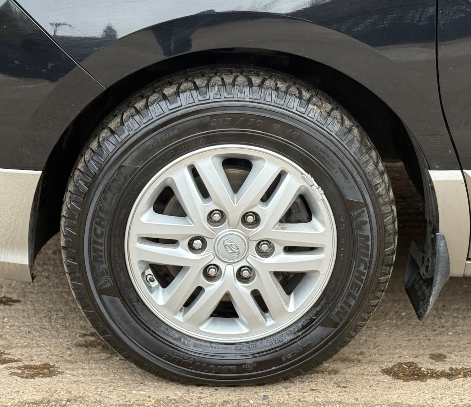 Used Hyundai i800 2018 for sale - 78011898: Photo 45