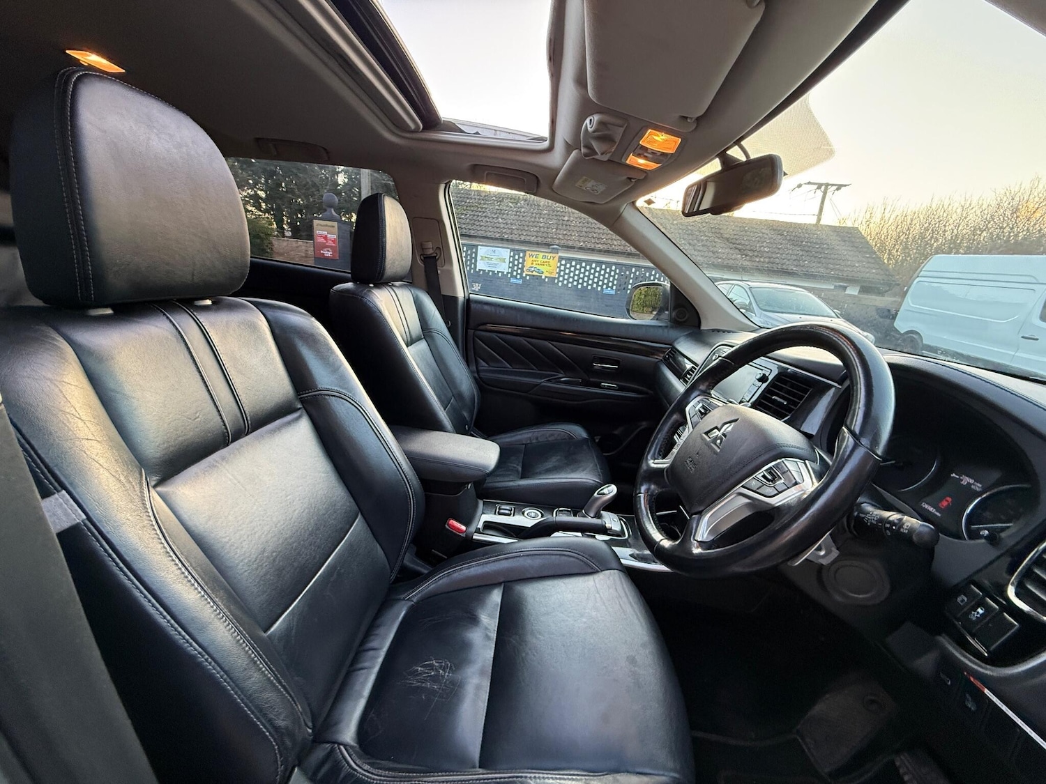 Used Mitsubishi Outlander 2016 for sale - 76985683: Photo 14