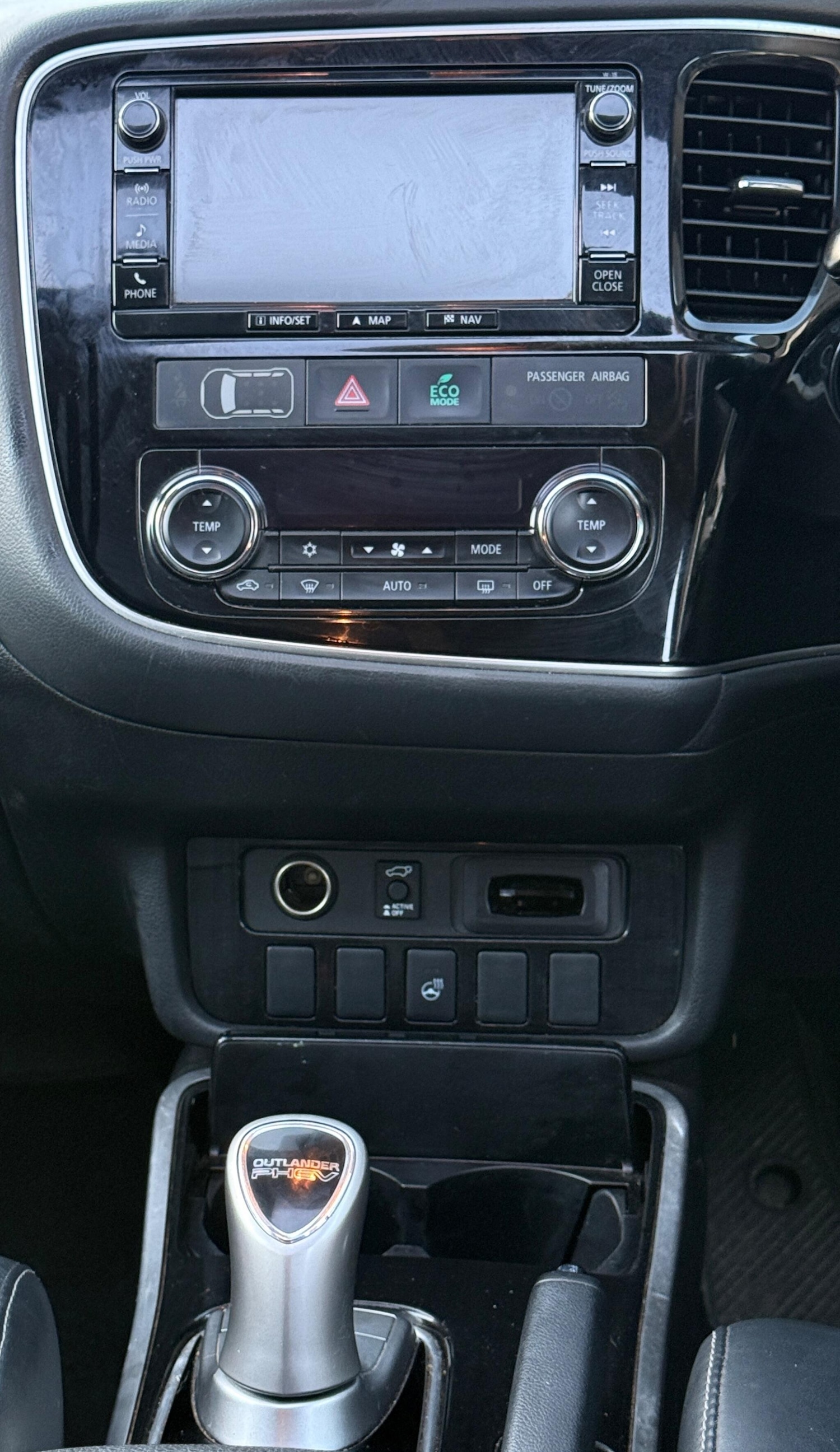 Used Mitsubishi Outlander 2016 for sale - 76985683: Photo 18