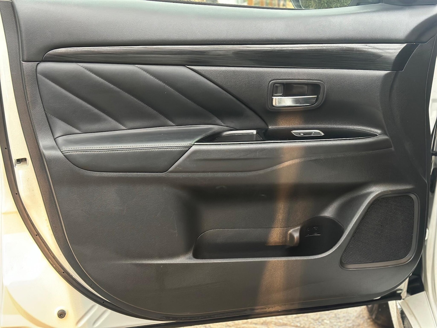 Used Mitsubishi Outlander 2016 for sale - 76985683: Photo 21