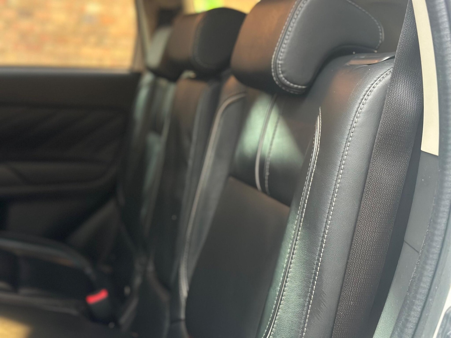 Used Mitsubishi Outlander 2016 for sale - 76985683: Photo 24