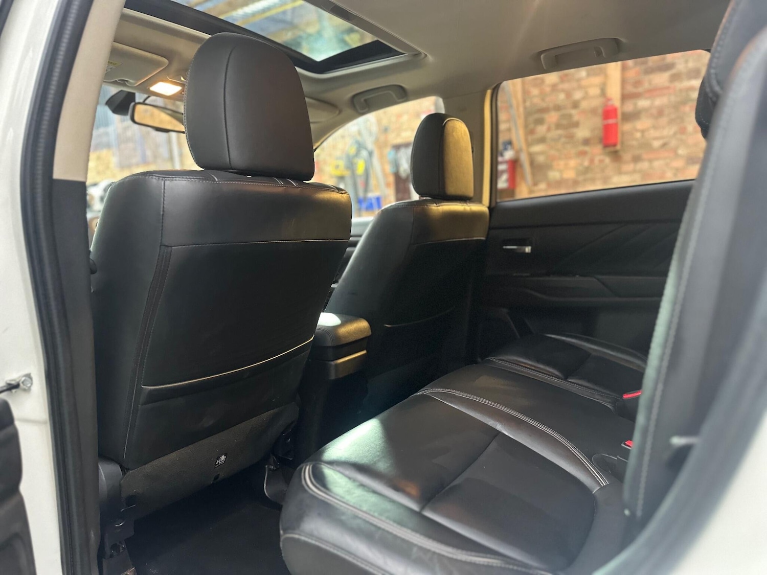 Used Mitsubishi Outlander 2016 for sale - 76985683: Photo 25