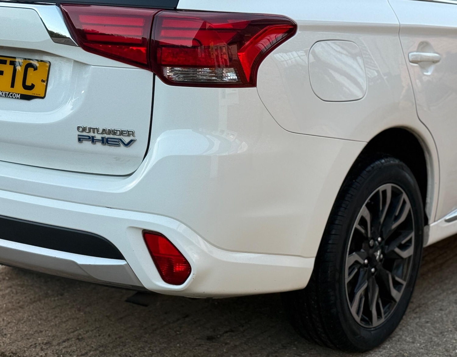 Used Mitsubishi Outlander 2016 for sale - 76985683: Photo 30