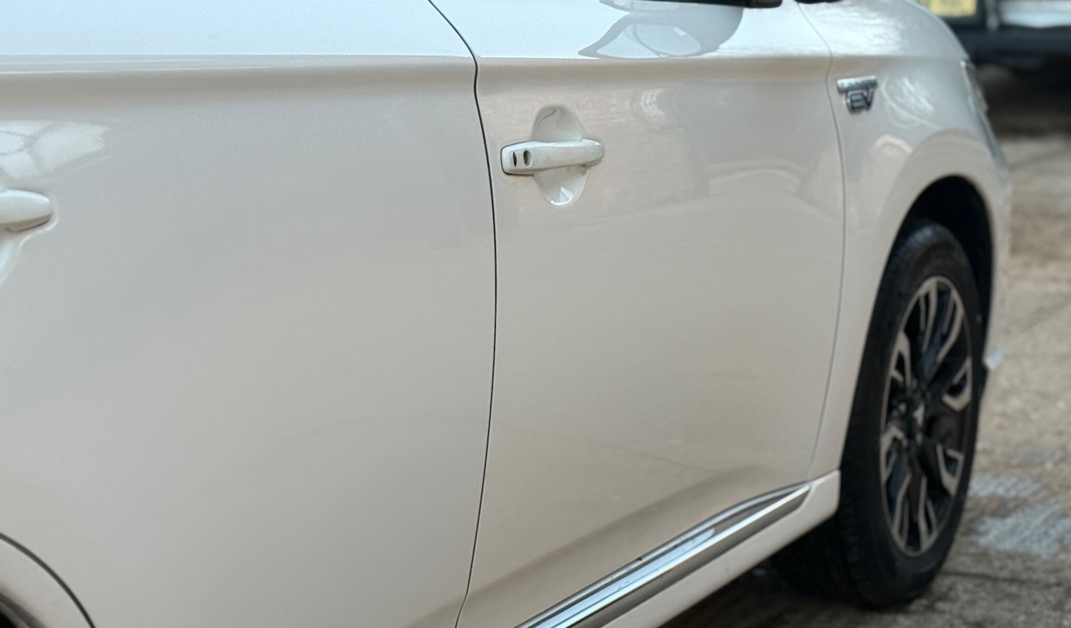 Used Mitsubishi Outlander 2016 for sale - 76985683: Photo 32