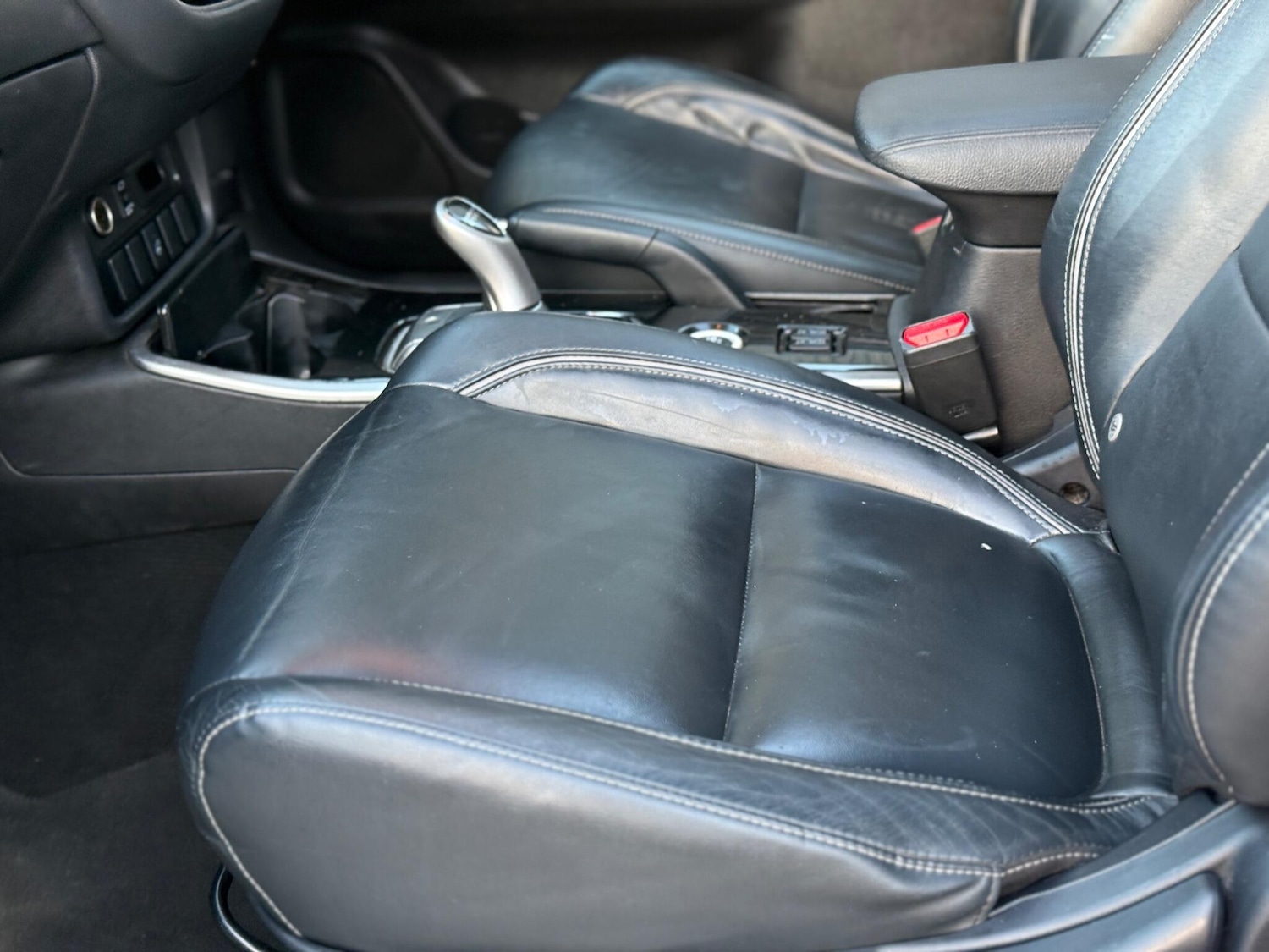 Used Mitsubishi Outlander 2016 for sale - 76985683: Photo 34