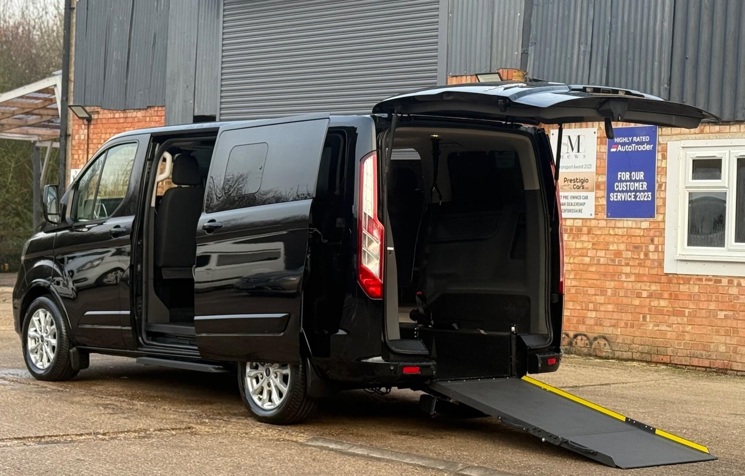 Used Ford Tourneo Custom 2018 for sale - 77012011: Photo 23