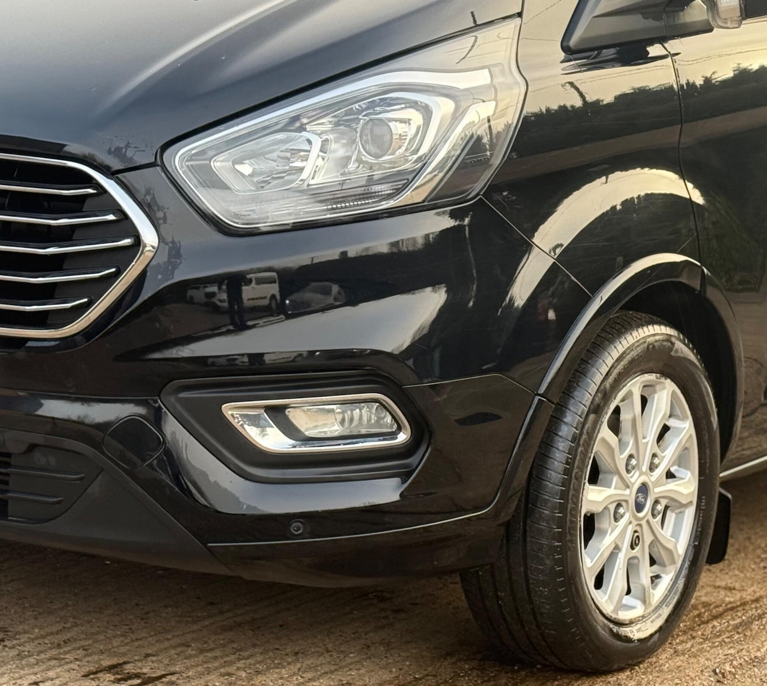 Used Ford Tourneo Custom 2018 for sale - 77012011: Photo 29