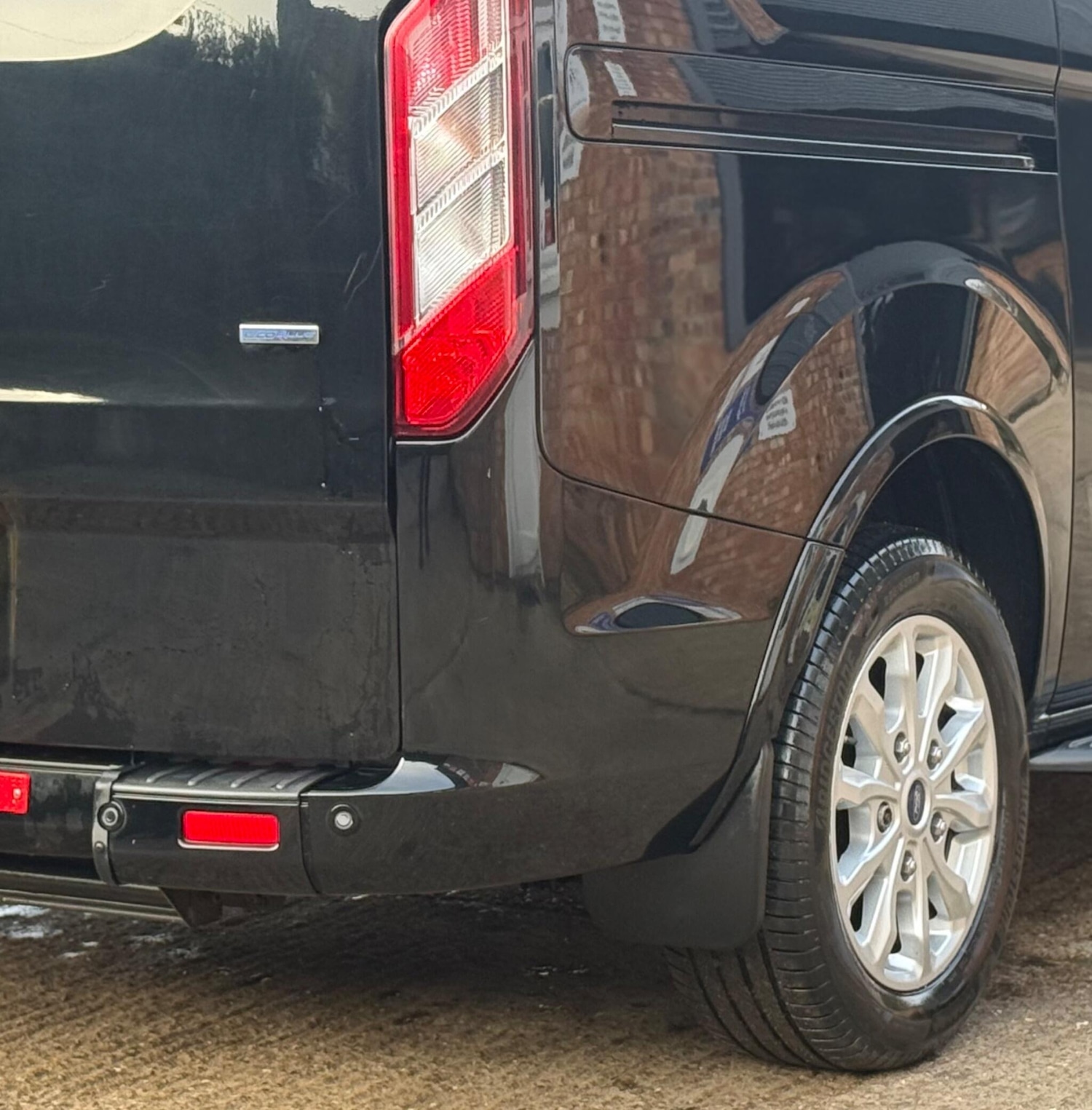 Used Ford Tourneo Custom 2018 for sale - 77012011: Photo 35