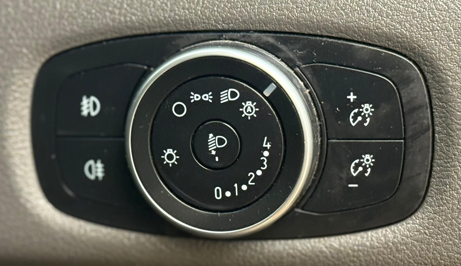 Used Ford Tourneo Custom 2018 for sale - 77012011: Photo 39