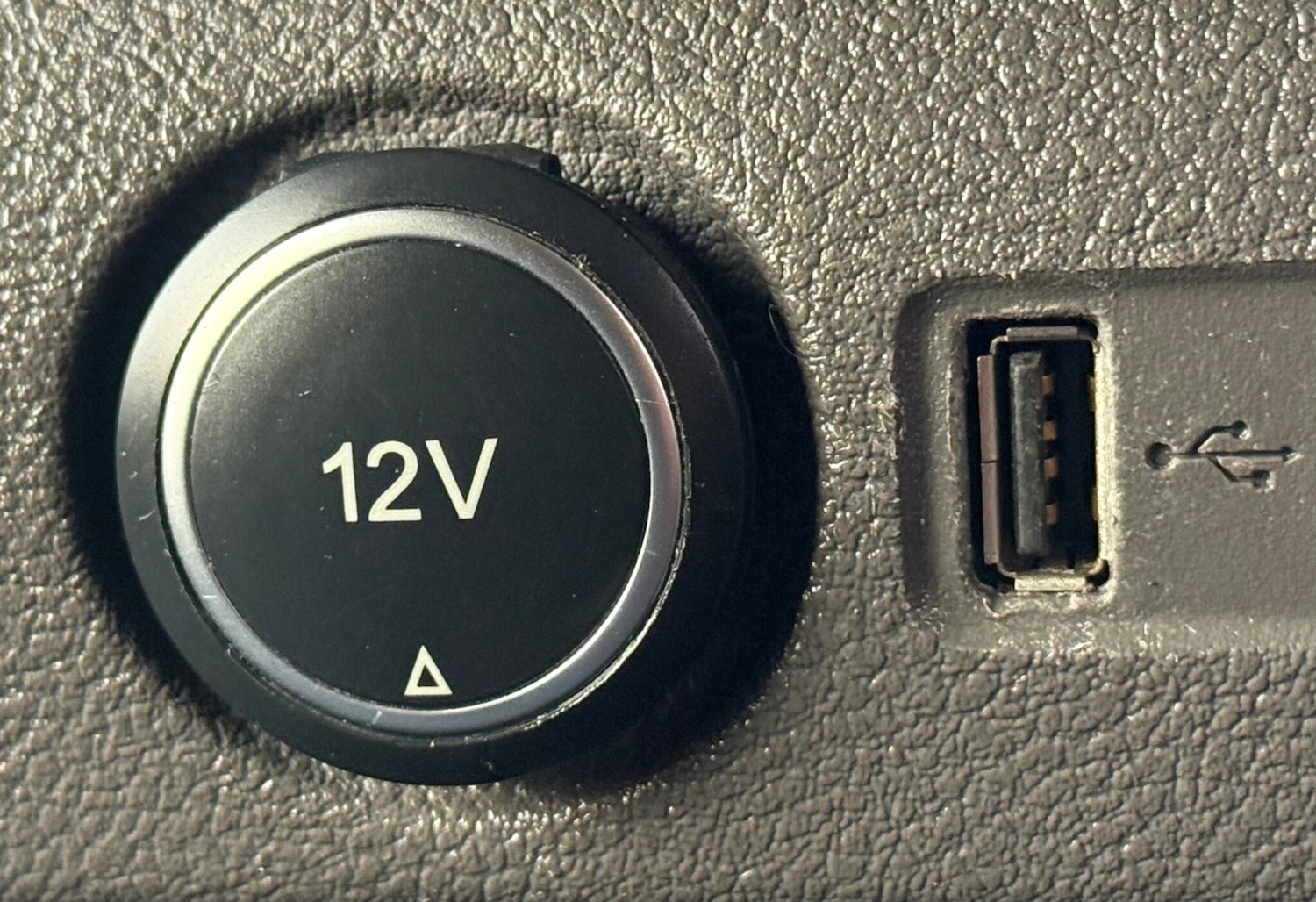 Used Ford Tourneo Custom 2018 for sale - 77012011: Photo 43