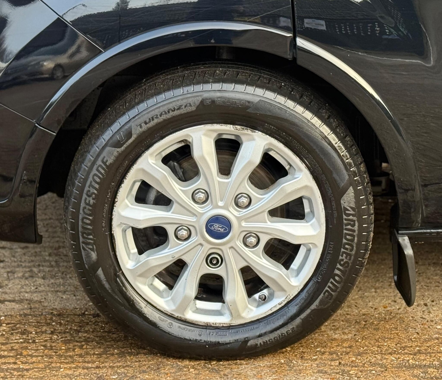 Used Ford Tourneo Custom 2018 for sale - 77012011: Photo 46