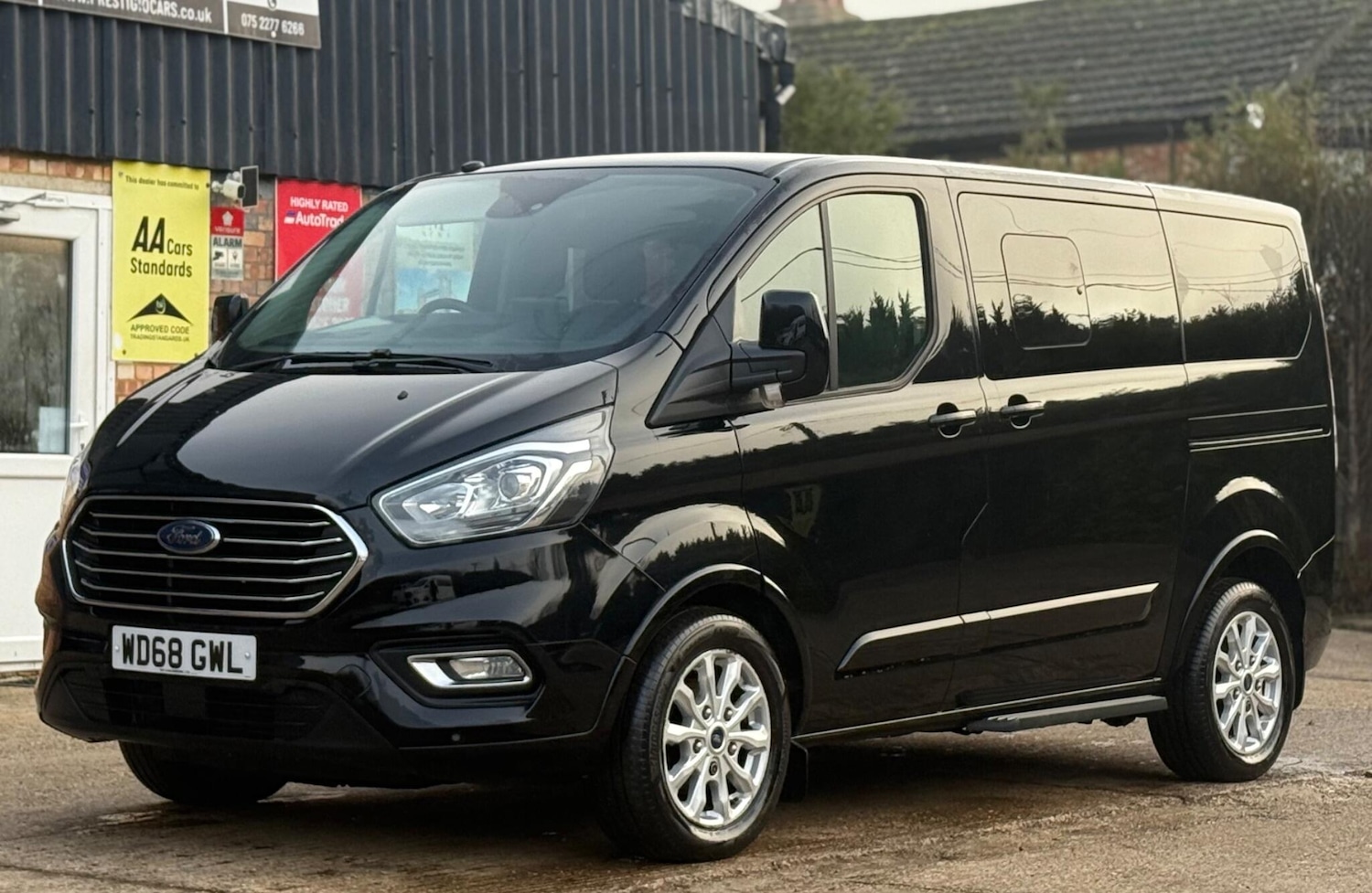 Used Ford Tourneo Custom 2018 for sale - 77012011: Photo 5