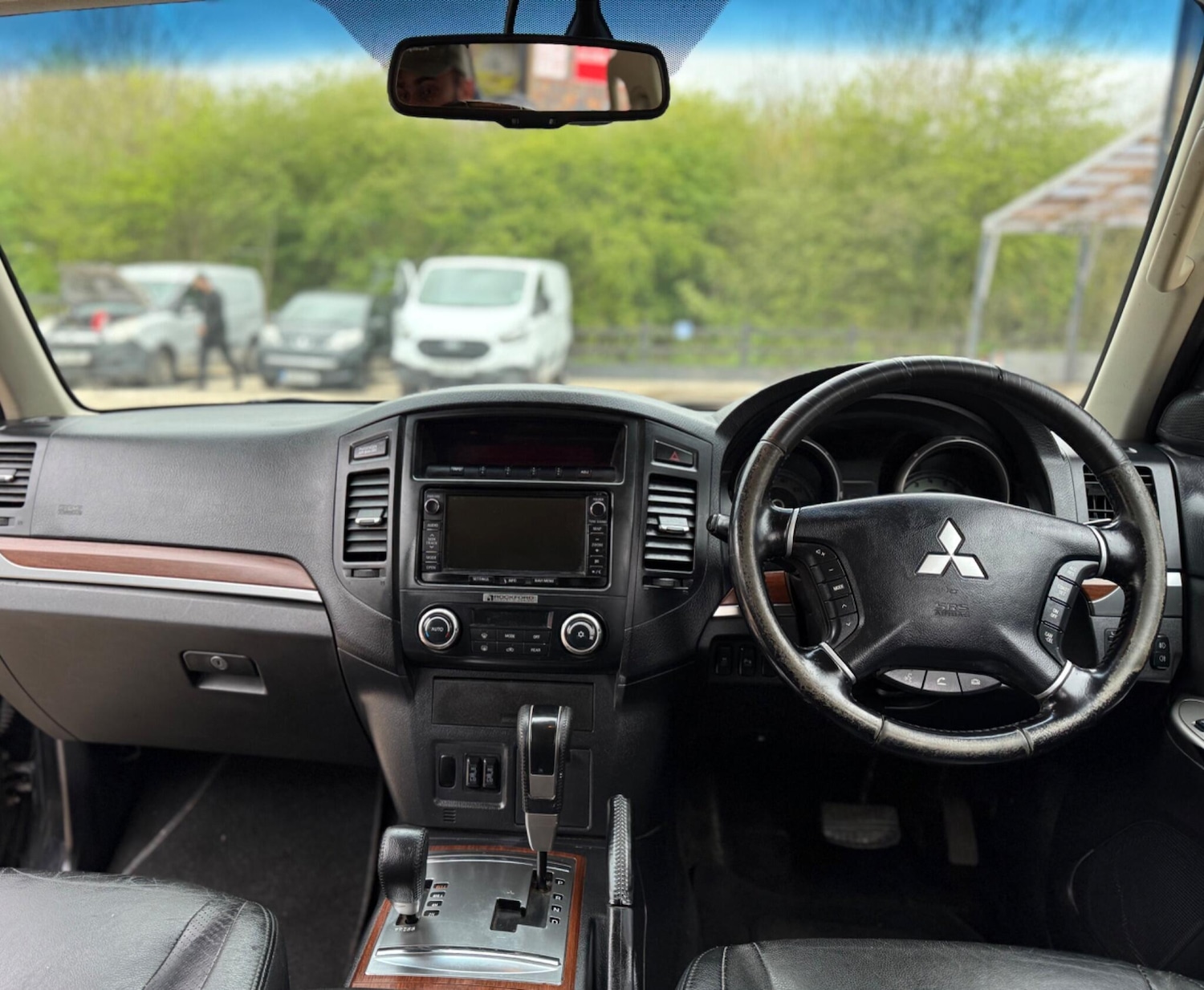 Used Mitsubishi Shogun 2013 for sale - 78177215: Photo 18