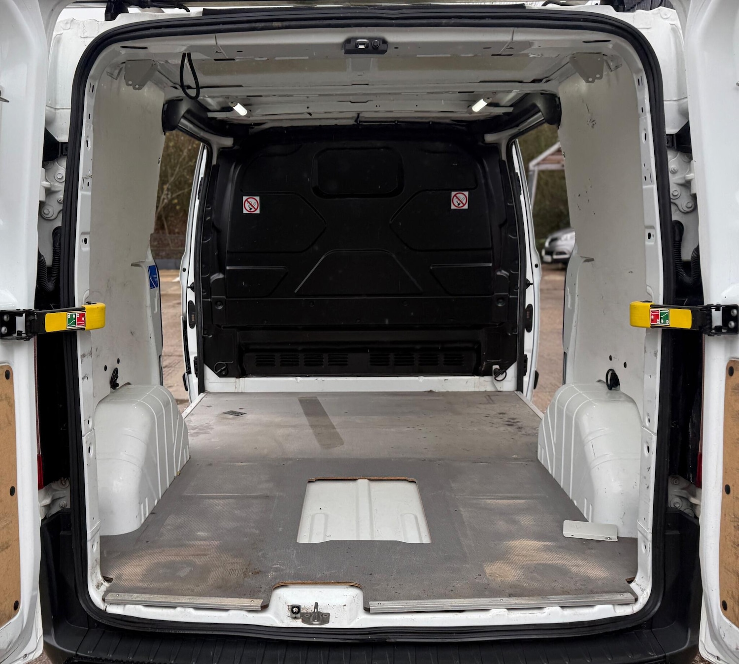 Used Ford Transit Custom 2017 for sale - 76635925: Photo 20