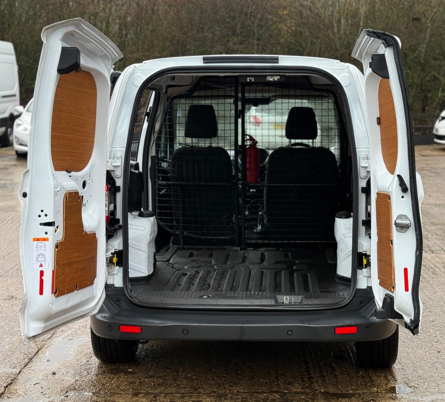 Used Ford Transit Courier 2020 for sale - 77336897: Photo 17